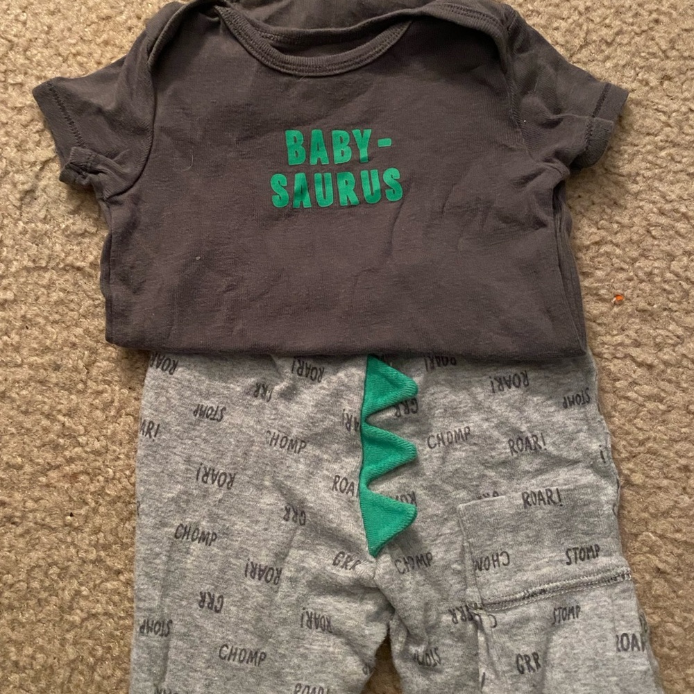 Carters 9m onesie and pants